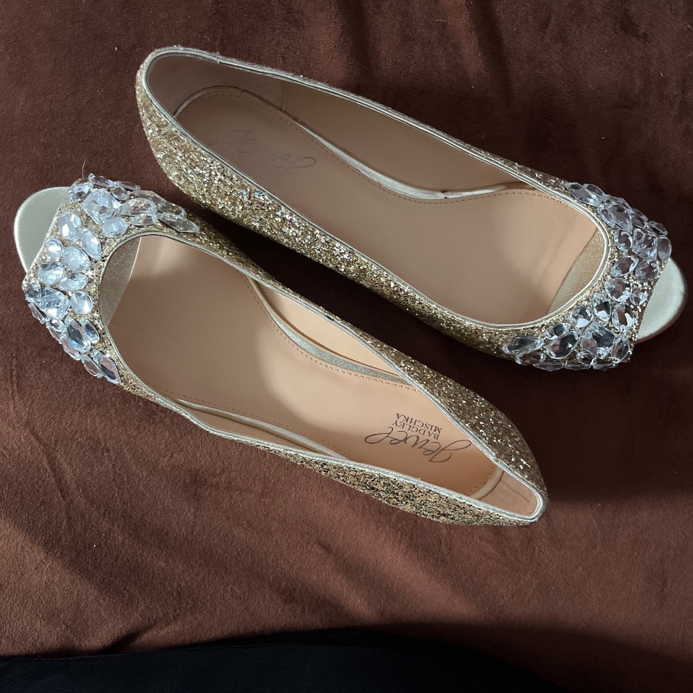 badgley mischka gigi flats